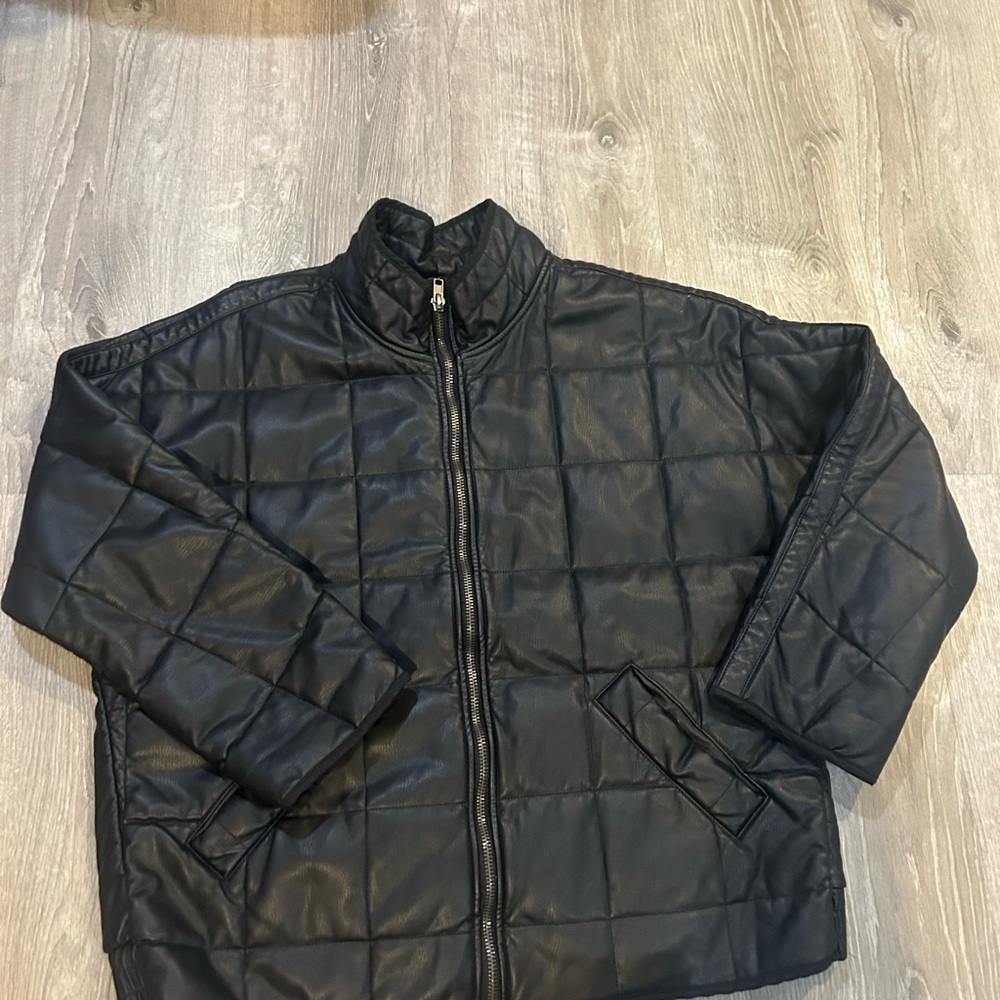 We The Free Black Quilted Puffer Jacket vegan leather size large with pockets